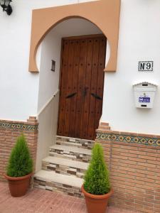 The facade or entrance of Apartamentos Cantarero Maro Nerja