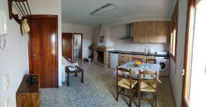 Kuchyň nebo kuchyňský kout v ubytování Casa Rural Tobal