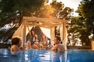 Gäste, die in der Unterkunft PLACES Hvar Hotel by Valamar übernachten