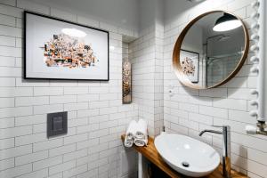 Fotografia z galérie ubytovania Szara Strefa - Loft Bieszczady Apartament v destinácii Ustrzyki Dolne