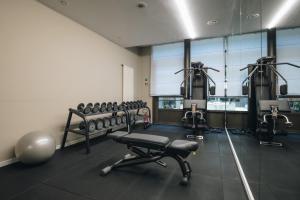 Fitness centrum a/nebo fitness zařízení v ubytování DelleArti Design Hotel