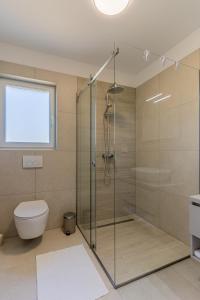 Kúpeľňa v ubytovaní Villa Orhideja