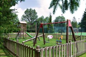Ο χώρος παιχνιδιού για παιδιά στο Hotel Xalet del Golf