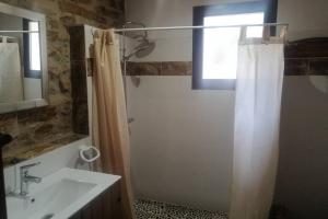 Kúpeľňa v ubytovaní Cortijo Rural Gumeo + 33 fotografií