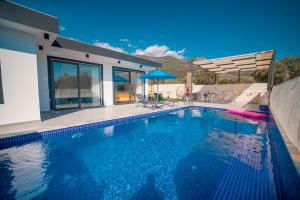 Kép Tarhan 2 - 1 Bedroom with 2 jacuzzi in Kalkan szállásáról Çavdır városában a galériában