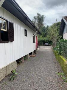 Tòa nhà nơi nhà nghỉ dưỡng tọa lạc