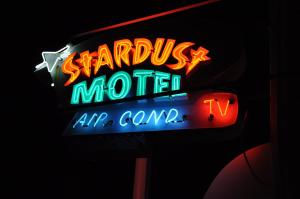 Certifikát, hodnocení, plakát nebo jiný dokument vystavený v ubytování Stardust Motel + 12 fotografií