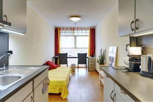 Dapur atau dapur kecil di City-Apartment 65qm 2-Schlafzimmer WLAN Nichtraucher Parken