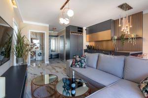 Kuchyňa alebo kuchynka v ubytovaní Apartament Golden Rose