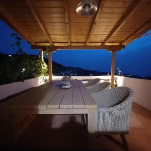 Gambar di galeri bagi SYNNEFO - Home in the clouds di Exanthia +37 gambar