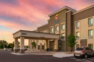 a rendering of a hotel with a parking lot at Comfort Inn & Suites in Mankato