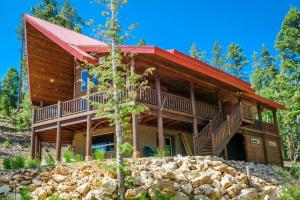 Gallery image of Strawberry Preserve in Duck Creek Village