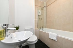 A bathroom at Soho Apartment, Piccadilly & Regent Street