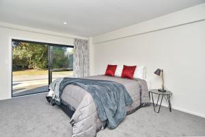 Gallery image of Lavandula 4 - Christchurch Holiday Homes in Christchurch