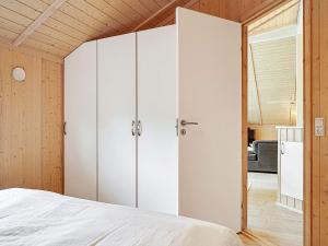 Postel nebo postele na pokoji v ubytování 6 person holiday home in Slagelse