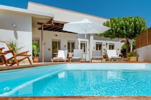 The swimming pool at or close to Chania Paradise Retreat - Falasarna Villa Nostalgia