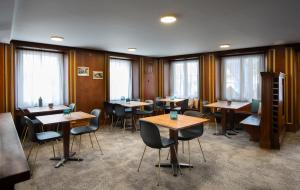 Hotel Krone by b-smart的休息区