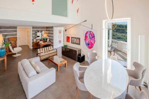 A seating area at Casa Mariavittoria