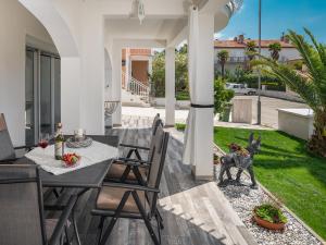 Balkón alebo terasa v ubytovaní 3 & 4 bedrooms apartment Simona