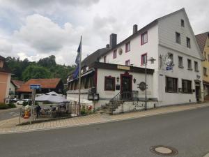 The building in which a szállodákat is located