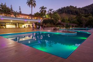 Bazén v ubytování Guarany Eco Resort nebo v jeho okolí