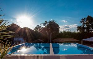 Swimming pool sa o malapit sa Guarany Eco Resort