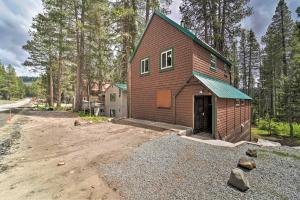 Gallery image of Rustic Soda Springs Cabin Less Than Half-Mi to Ski Resort in Soda Springs