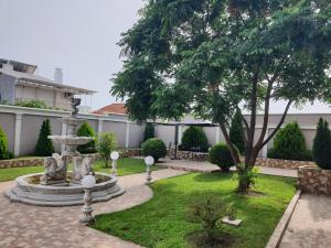 Сад в Roel Residence