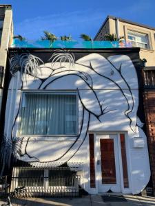 Budova, kde se hostel nachází