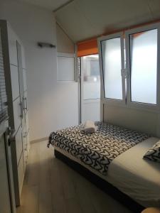 Posteľ alebo postele v izbe v ubytovaní Apartman R&R,3 room apartman in the center Šibenik