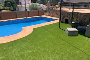 The swimming pool at or close to Casa con piscina en la Costa Brava