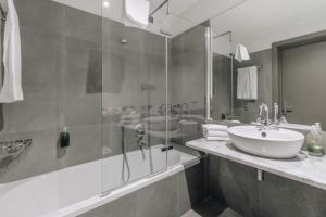 Koupelna v ubytování Hotel Continental