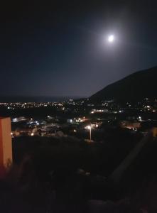 Загальний вид на гори або вид на гори з цей будинок для відпочинку