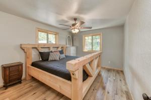 Φωτογραφία από το άλμπουμ του Bigfoot's Hideout σε Shaver Lake +29 φωτογραφίες