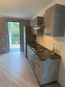 Η κουζίνα ή μικρή κουζίνα στο Nonna Rosa House Ravello +16 φωτογραφίες