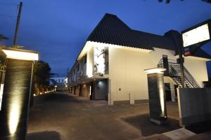 Hoone, kus armuhotell asub