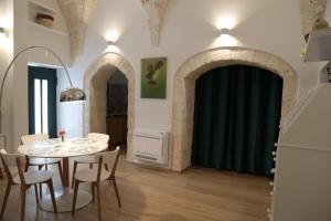 Posezení v ubytování Chianca d l'ora - White Stone Suite