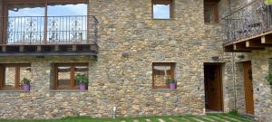 The building in which the holiday home is located