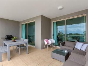 Gallery image of Beach Bliss Apartment with Pool in Kingscliff