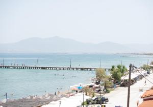 Φωτογραφία από το άλμπουμ του Grand Dodo's Triada Seaview Studios στην Αγία Τριάδα