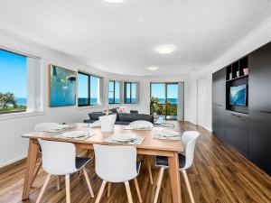 Gallery image of Shoreline 6 with Ocean Views To See The Whales in Hastings Point