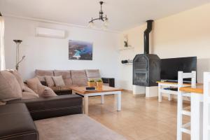 A television and/or entertainment centre at Sa Xorca