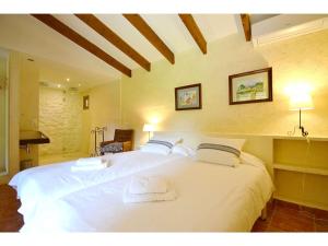 Posteľ alebo postele v izbe v ubytovaní Villa in Buger near Alcudia Bay Beaches