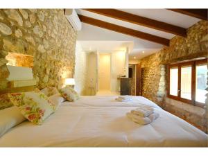 Posteľ alebo postele v izbe v ubytovaní Villa in Buger near Alcudia Bay Beaches