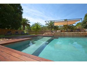 Bazén v ubytovaní Holiday Home in Mallorca with Private Pool alebo v jeho blízkosti