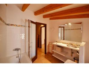 Kúpeľňa v ubytovaní Holiday Home in Mallorca with Private Pool