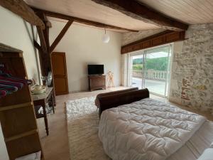 Postel nebo postele na pokoji v ubytování Le Domaine de Claras + 140 fotografií