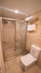 Koupelna v ubytování DYMAR HOTEL