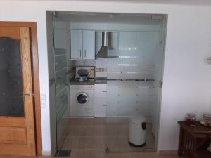 Kuchyň nebo kuchyňský kout v ubytování Apartamento Acantilados vistas Mar