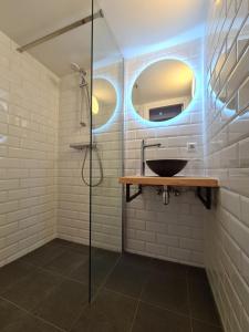 Koupelna v ubytování Hotel Internationaal